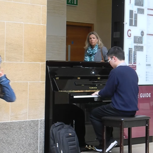 梦梦女主胯下口舌VK
